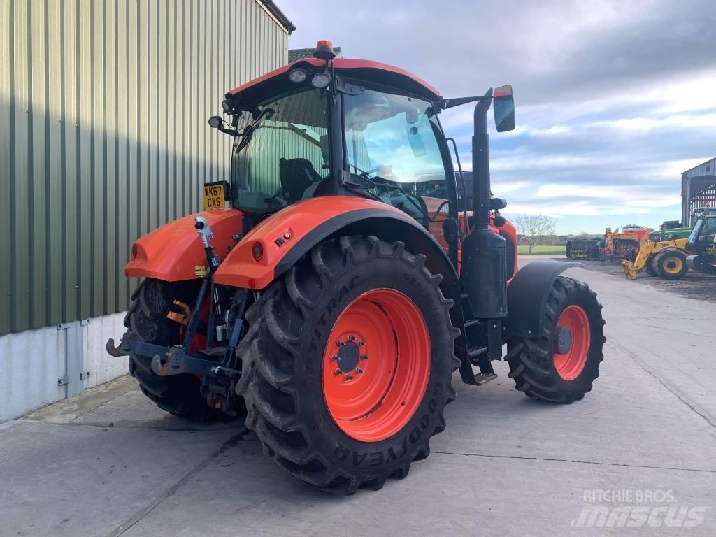 Kubota M 7131 Traktorer