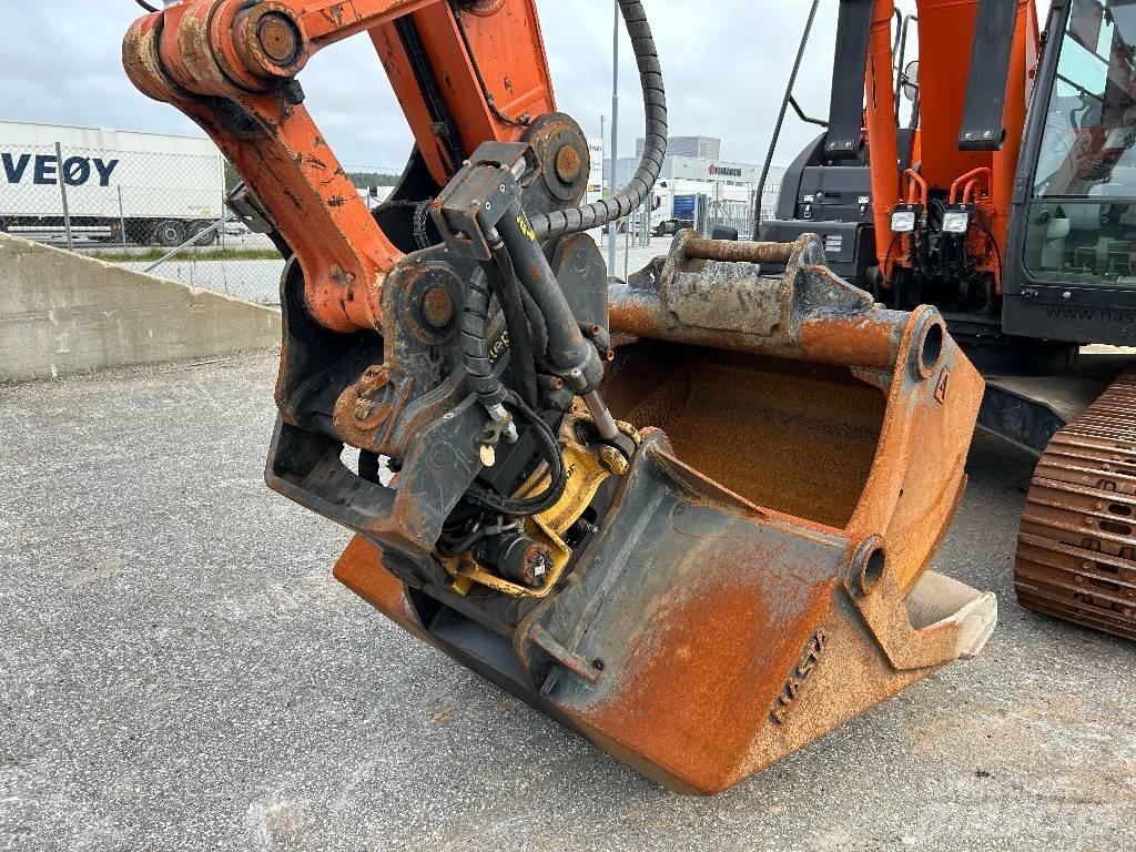 Hitachi ZX 210 LC-6 Bandgrävare