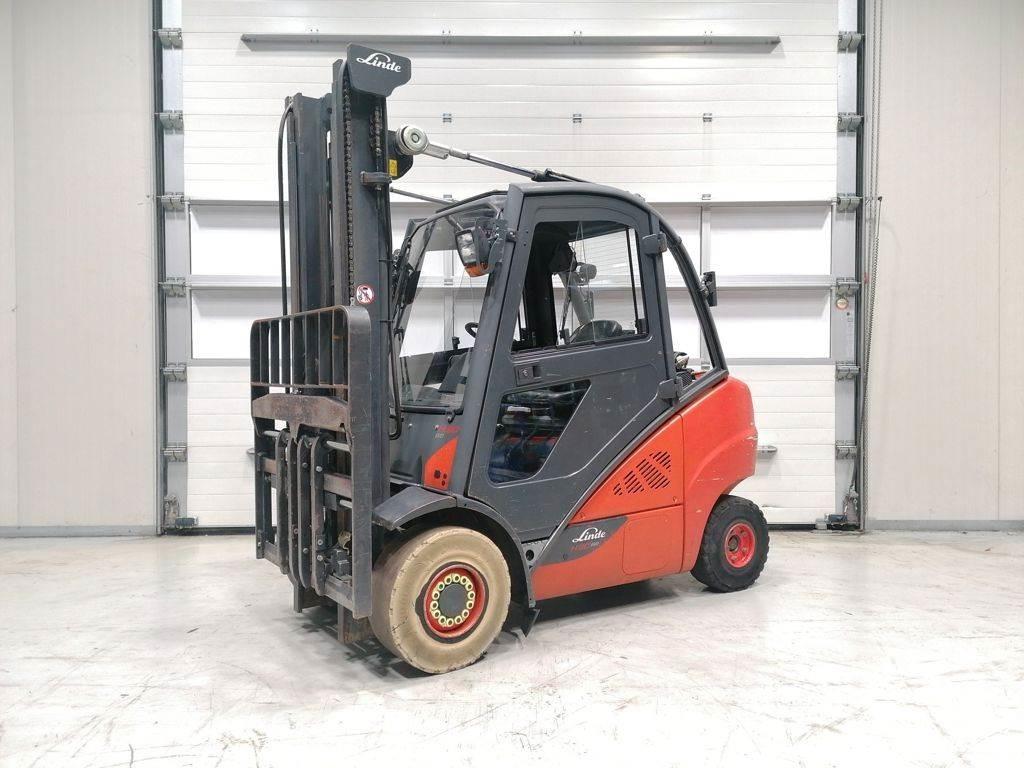 Linde H30CNG-02 Gasolmotviktstruckar