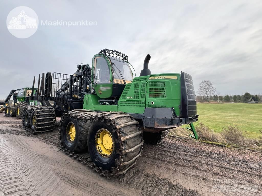 John Deere 1910 G Skotare