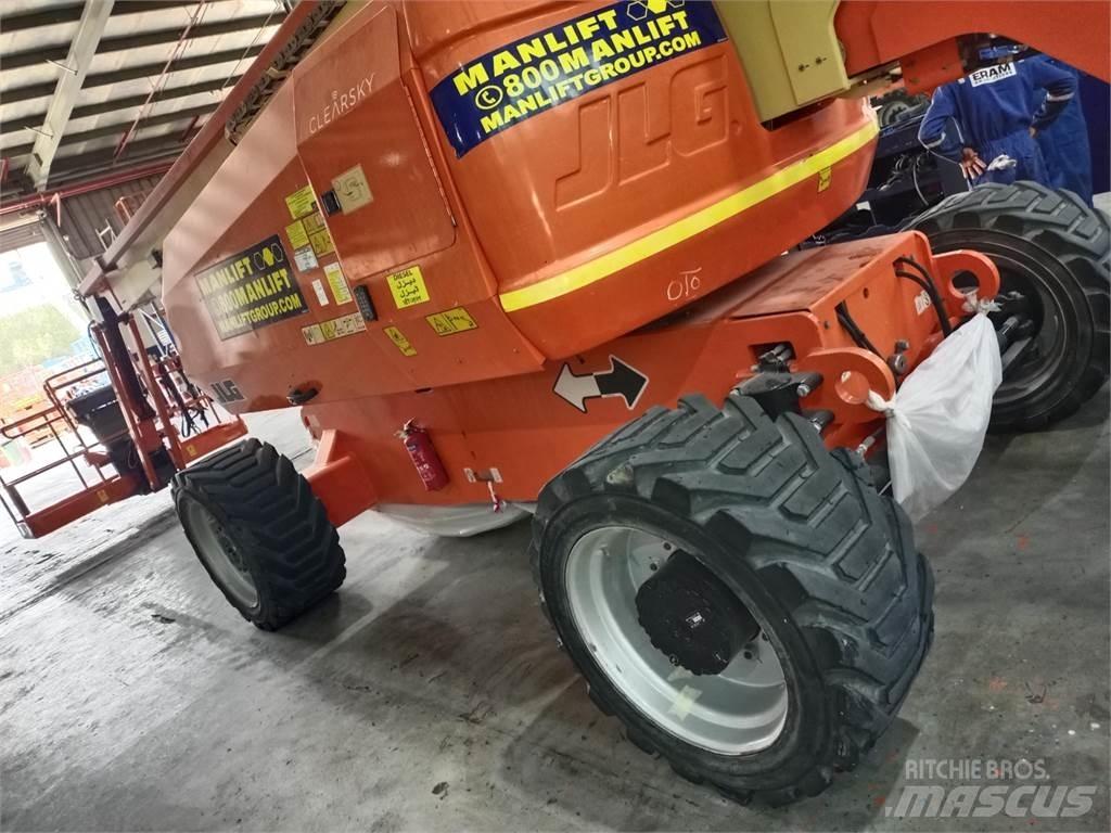 JLG 800AJ Bomliftar