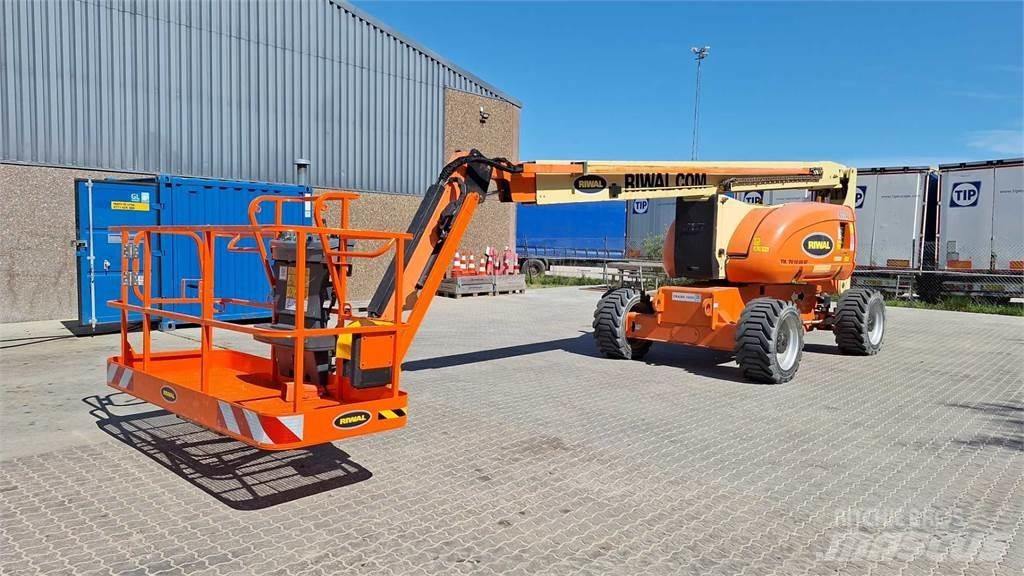 JLG 800AJG Bomliftar