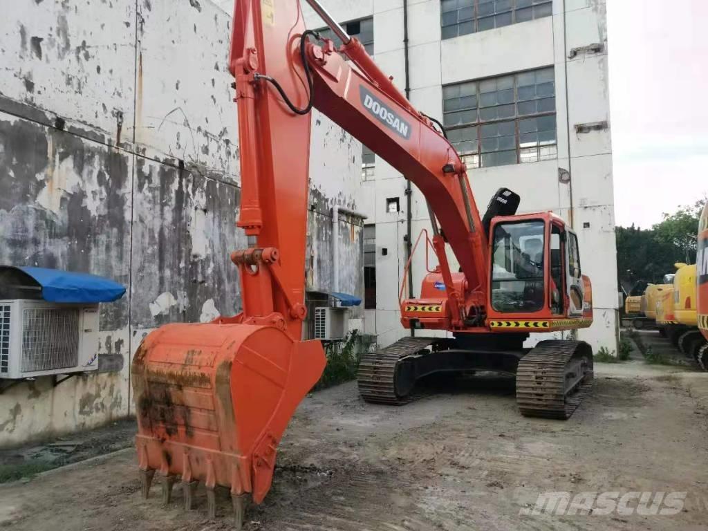Doosan DH 220 LC-7 Bandgrävare