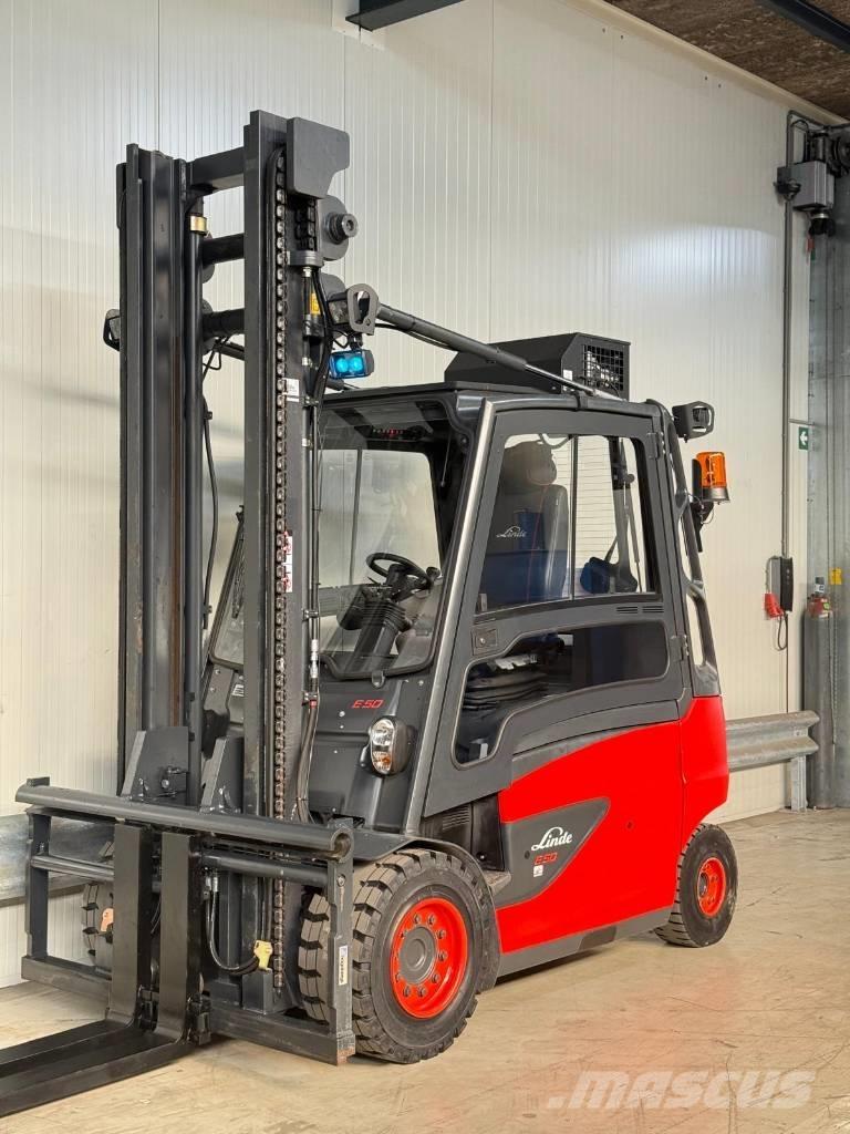 Linde E 50-02 Elmotviktstruckar
