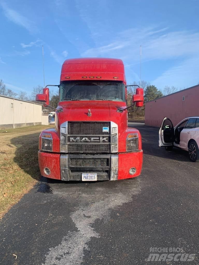 Mack Anthem Dragbilar
