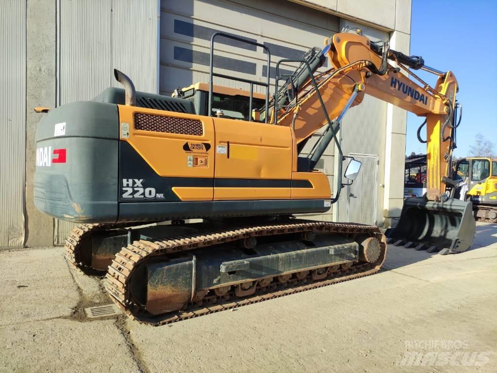 Hyundai HX220NL Bandgrävare