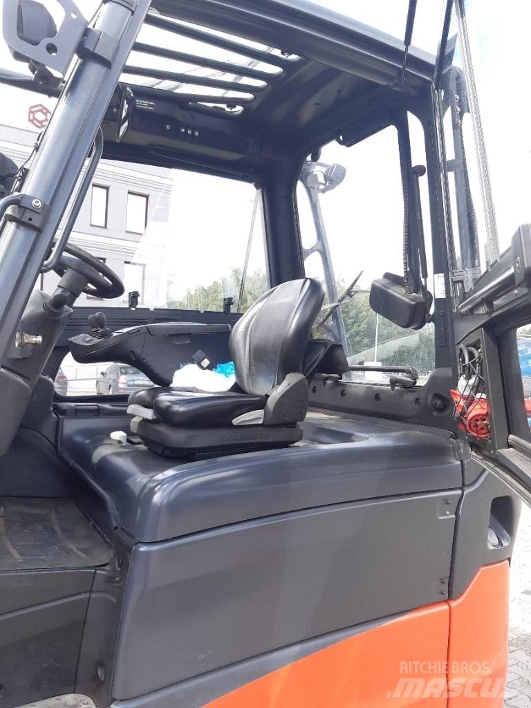 Linde E30HL Elmotviktstruckar