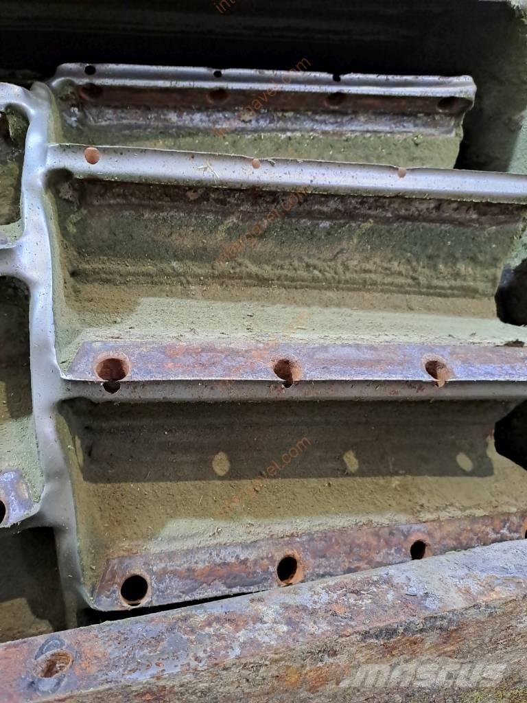 CLAAS Jaguar 850 Självgående fälthackar