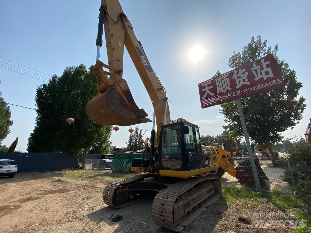 CAT 324D Bandgrävare