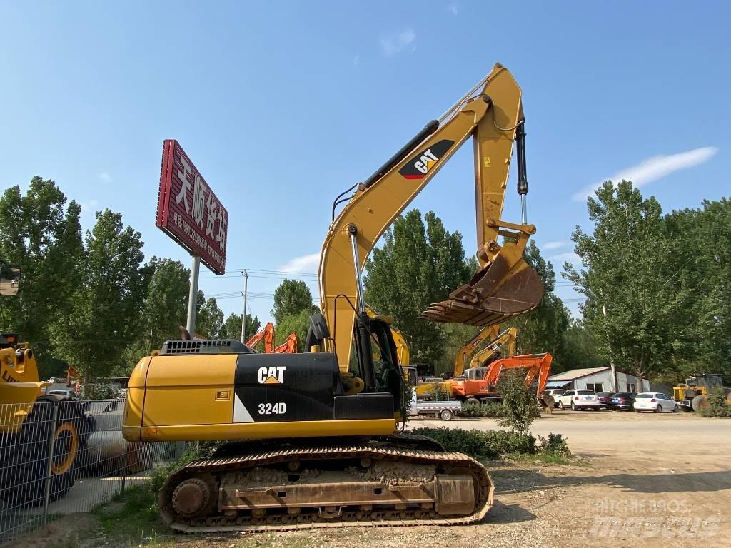 CAT 324D Bandgrävare