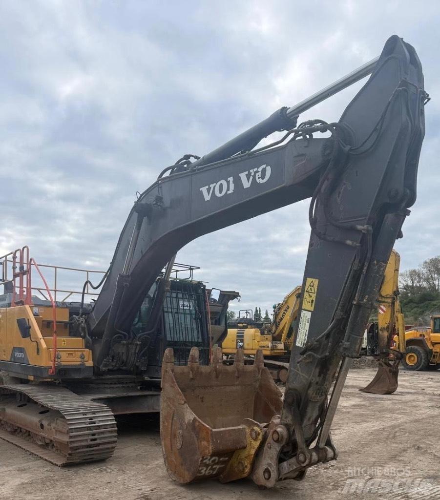 Volvo EC300EL Bandgrävare