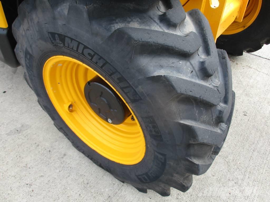 JCB 535-95 (599) Teleskoplastare