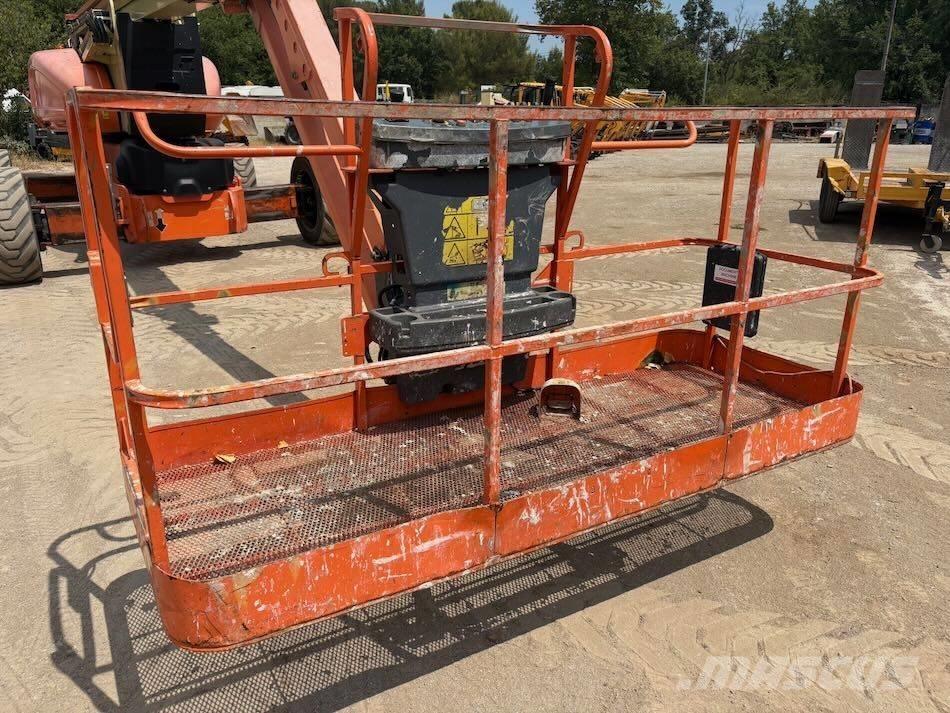 JLG 1250 AJP Bomliftar