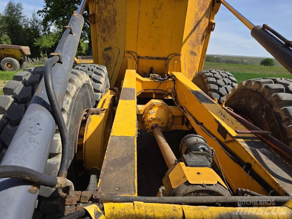 Moxy MT31 Midjestyrd dumper