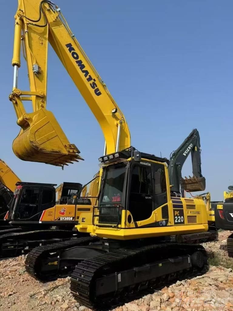 Komatsu PC 220 Bandgrävare