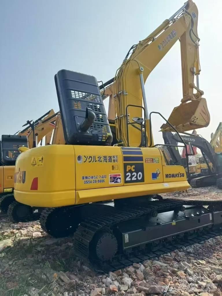 Komatsu PC 220 Bandgrävare