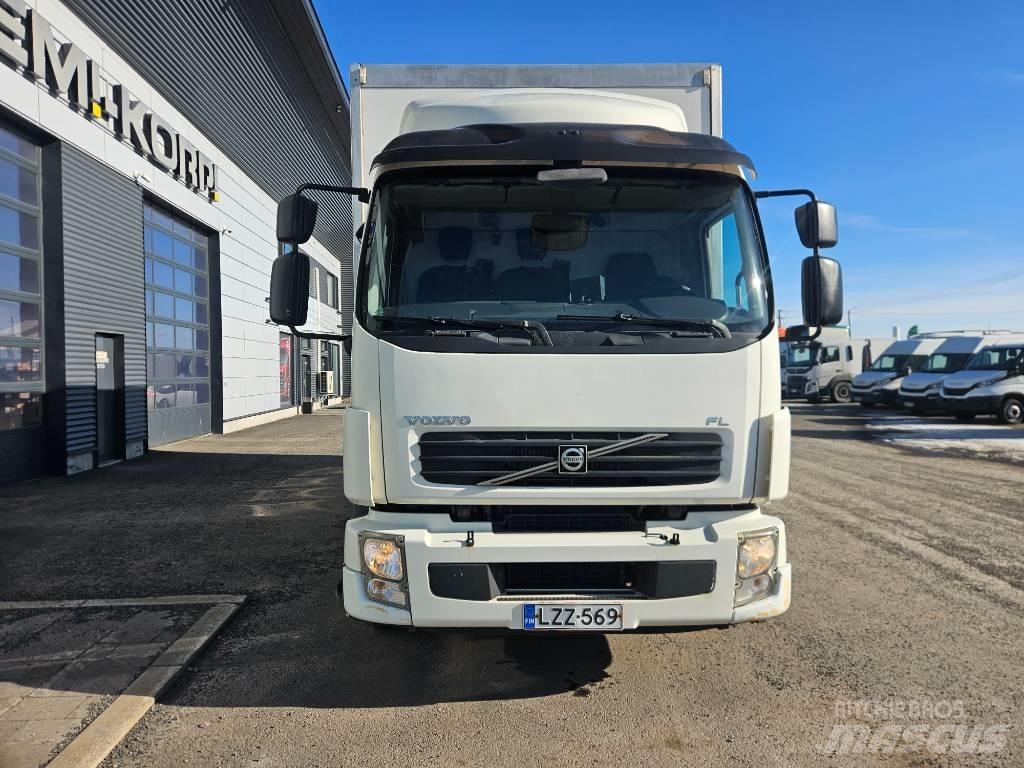 Volvo FL6 Skåpbilar