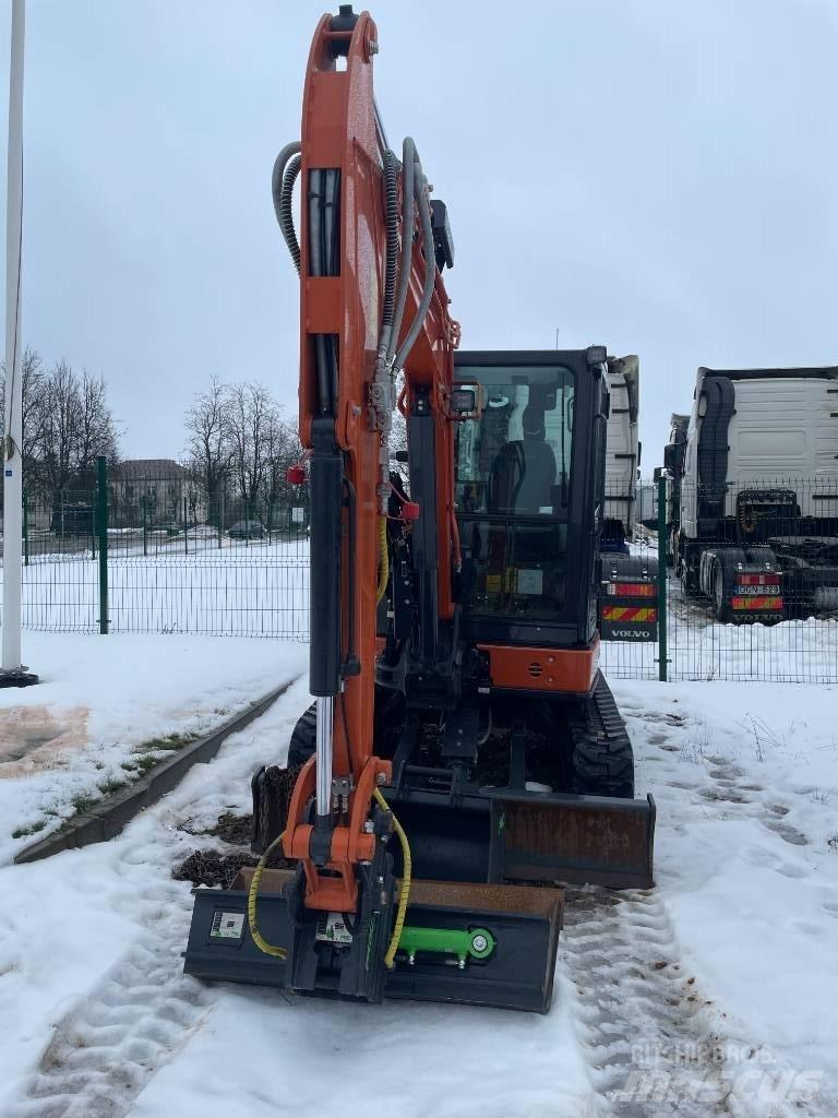 Hitachi ZX 38 U-6 Minigrävare < 7t