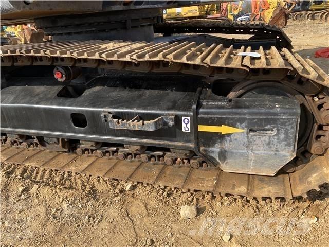 Hitachi ZX210 Bandgrävare