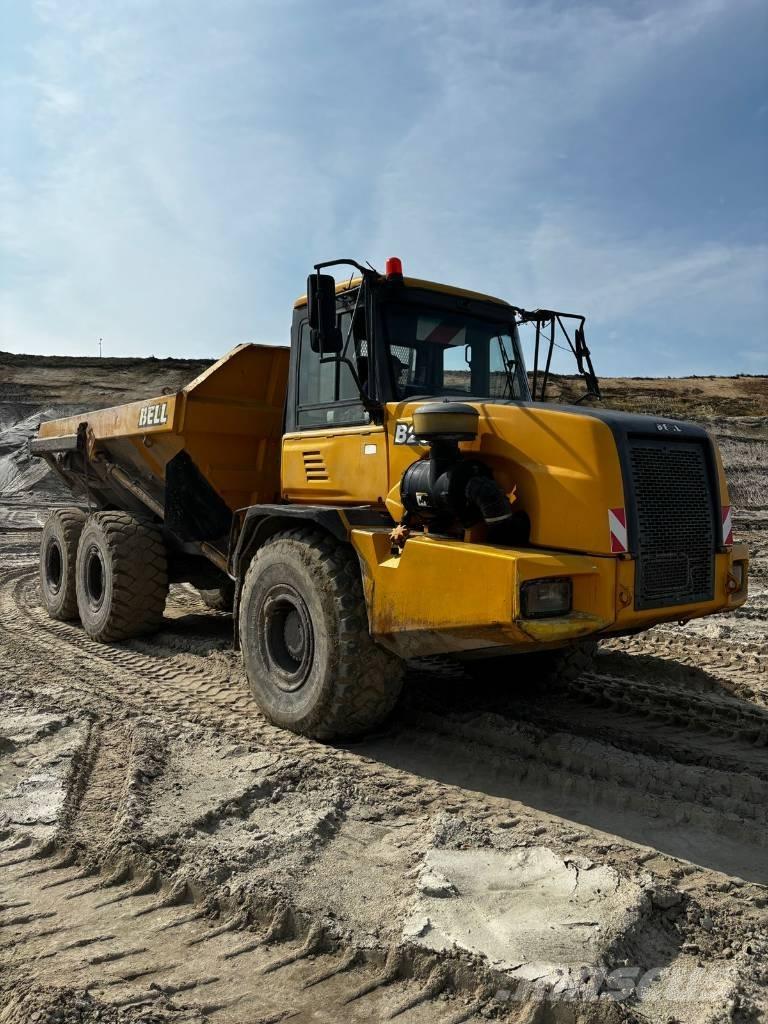 Bell B 25 Midjestyrd dumper