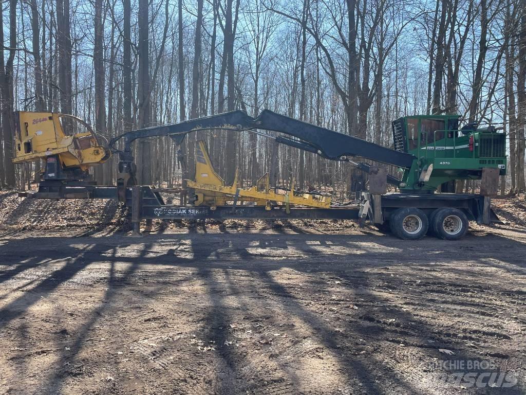 John Deere 437 D Terminal Lastare