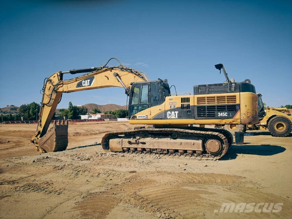 CAT 345 C L Bandgrävare