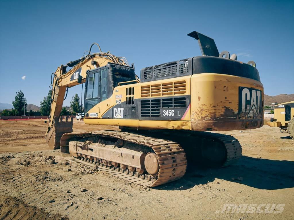 CAT 345 C L Bandgrävare