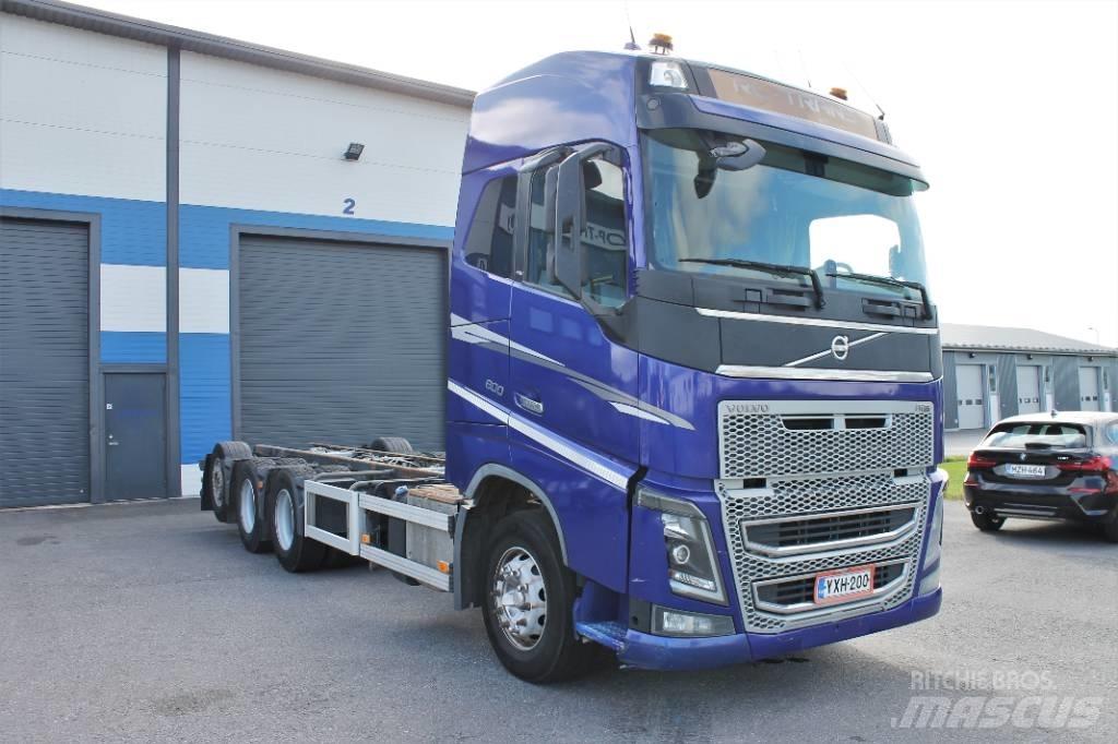 Volvo FH16 600  8x4*4 Chassier