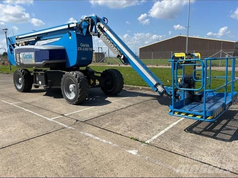 Genie ZX 135/70 Bomliftar