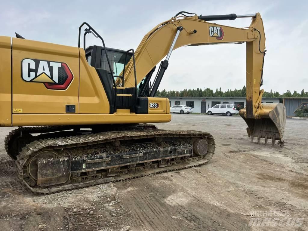 CAT 323 GC Bandgrävare