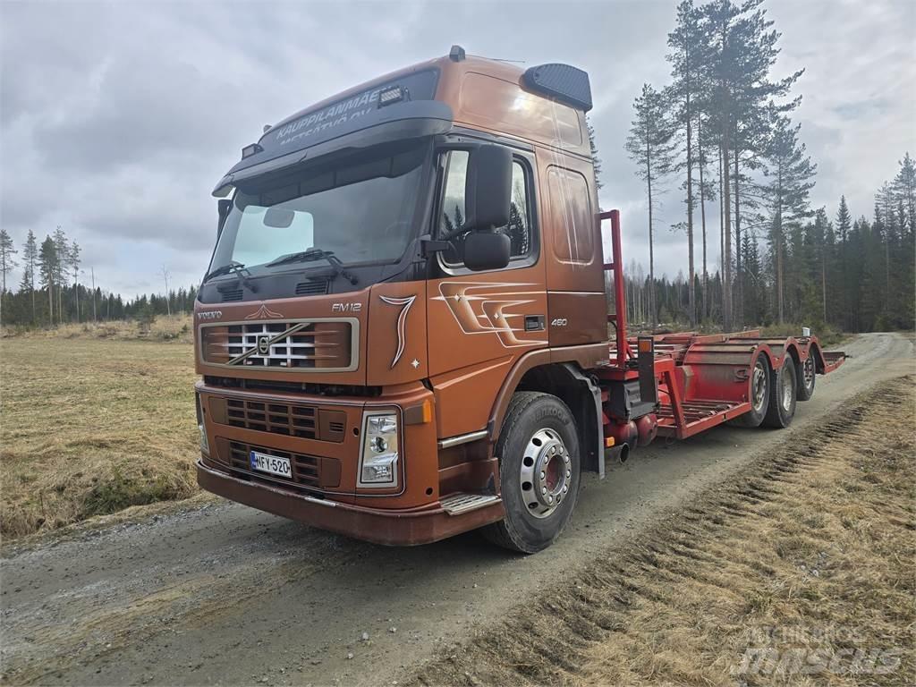 Volvo FM12 8x2 Transportbilar för Skogsmaskiner