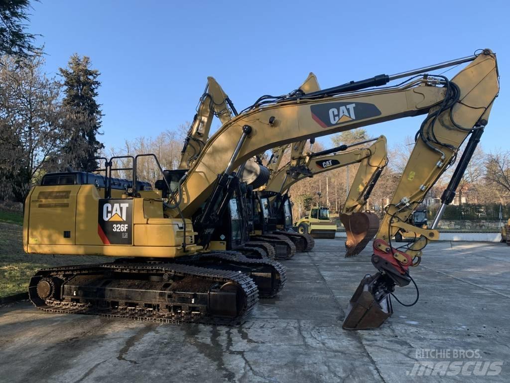 CAT 326 FL N Bandgrävare