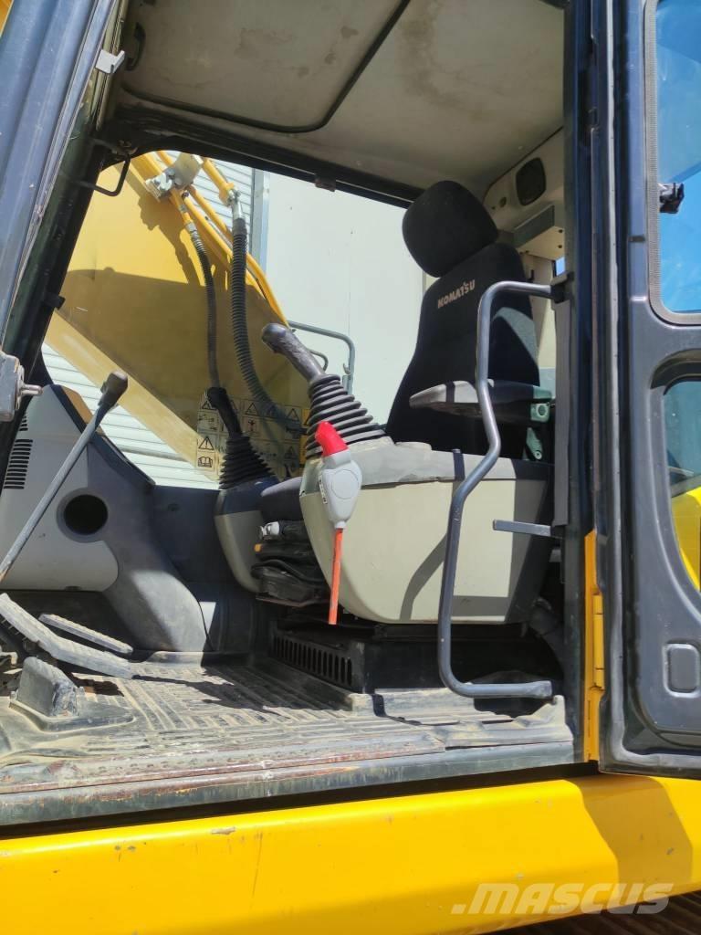Komatsu PC 210 NLC-8 Bandgrävare