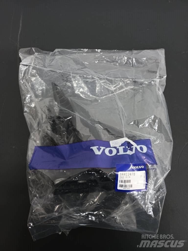 Volvo PEDAL 84412478 Hytter och interiör