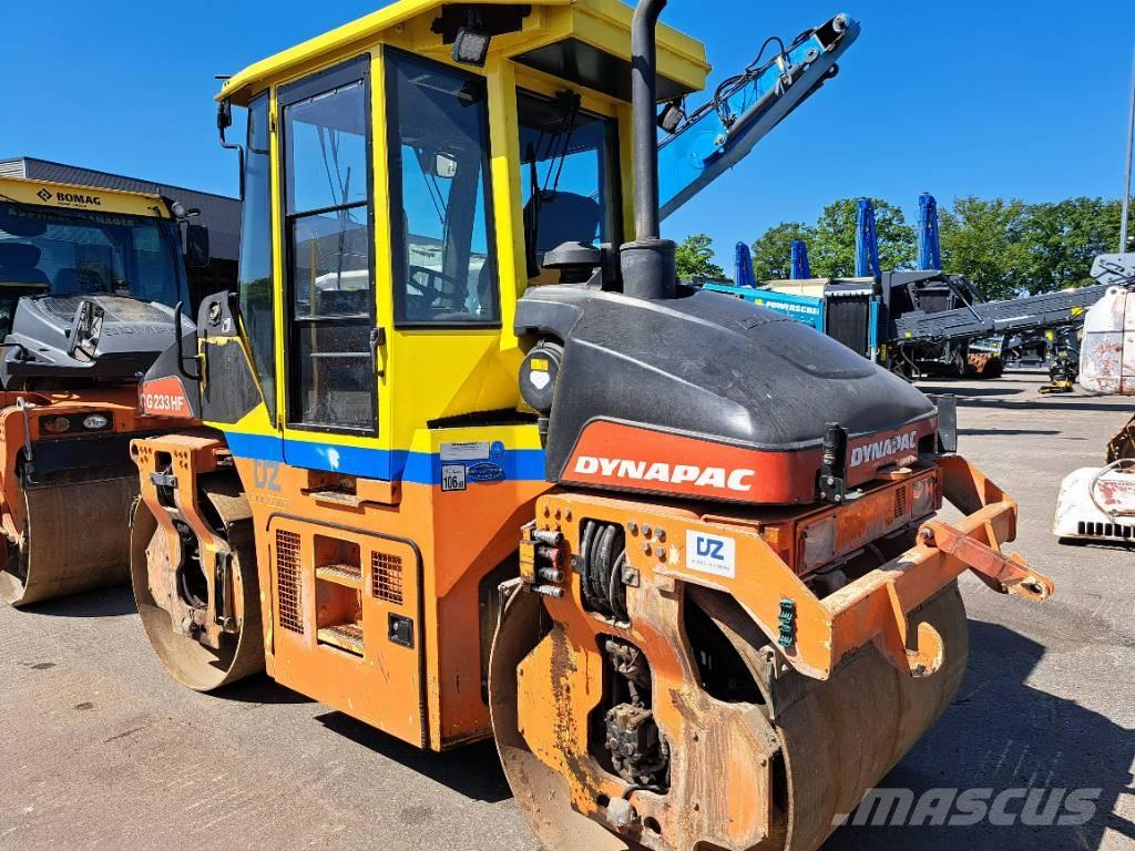 Dynapac CG 233 HF Tvåvalsvältar