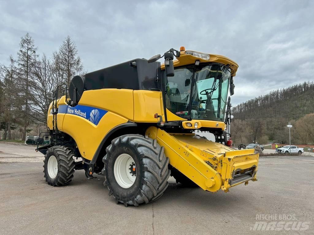New Holland CX 8080 Skördetröskor