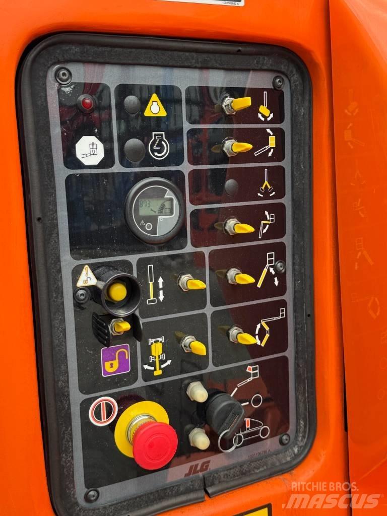 JLG E 450 AJ Bomliftar