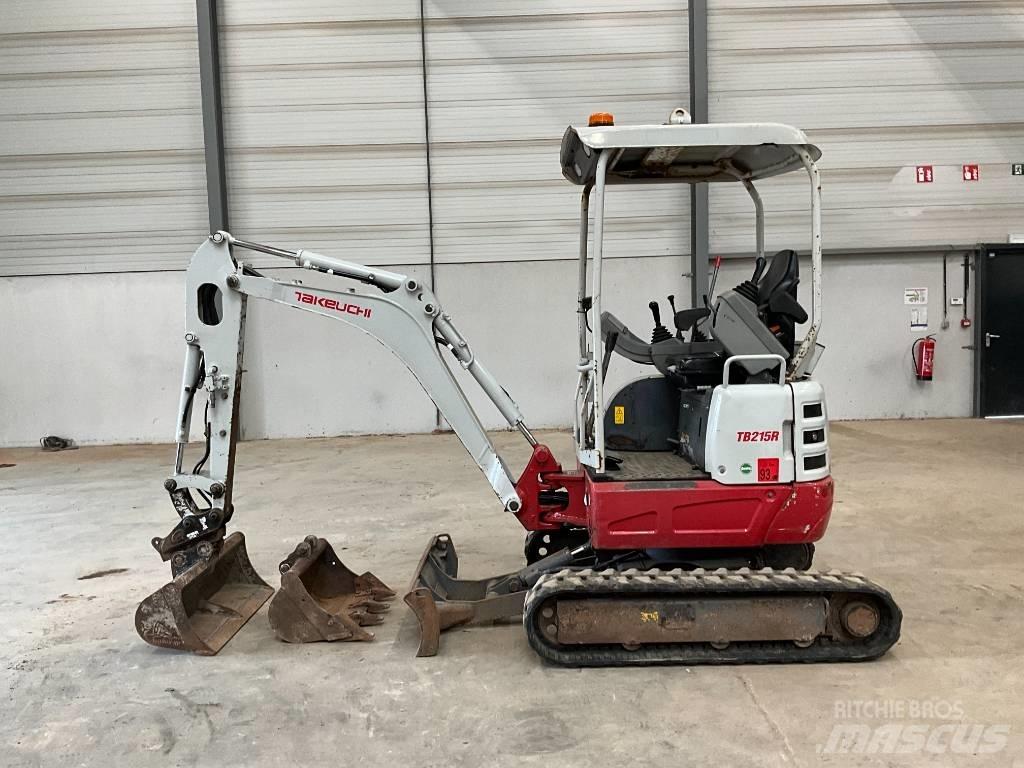 Takeuchi TB 215 R Minigrävare < 7t