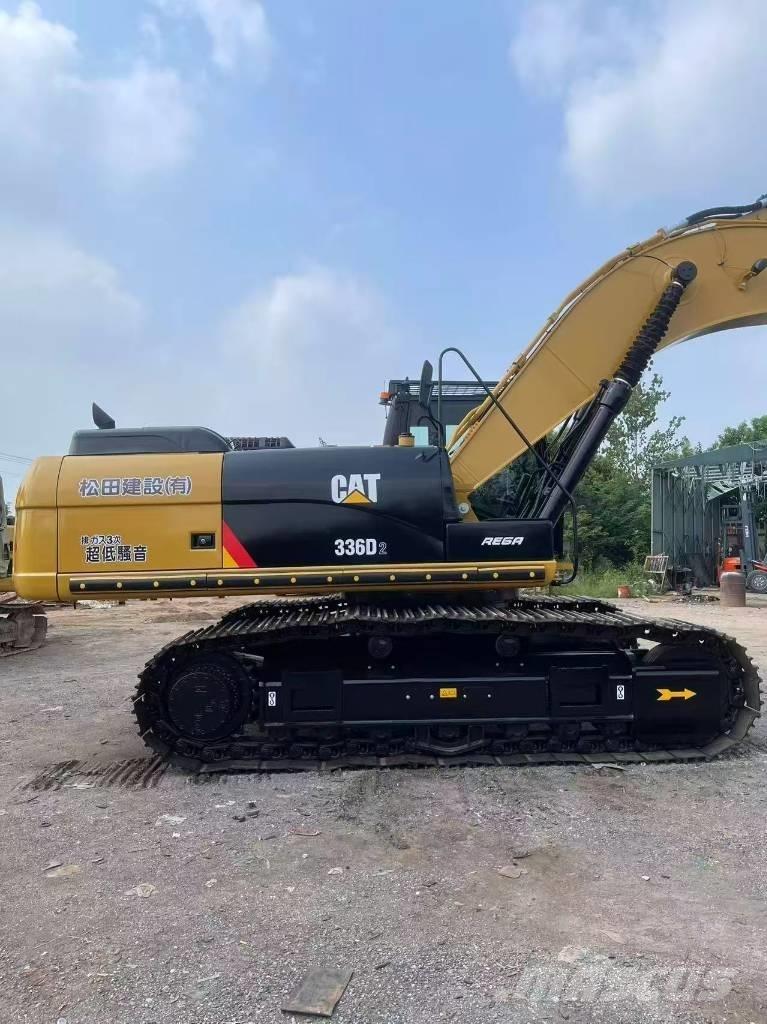 CAT 336D2 Bandgrävare