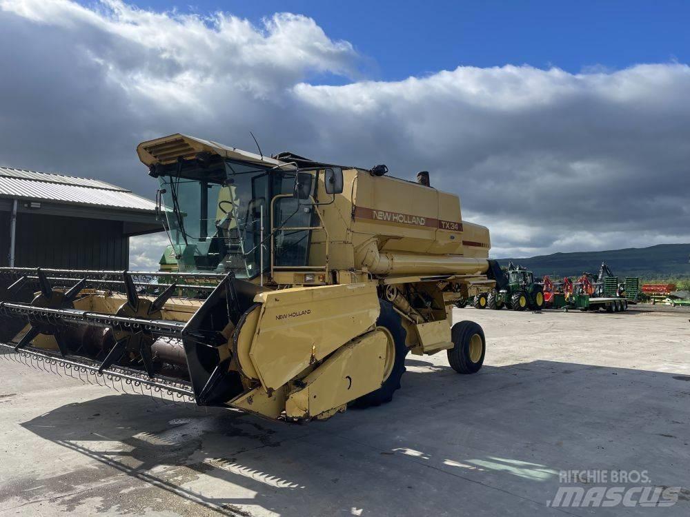 New Holland TX 34 Skördetröskor