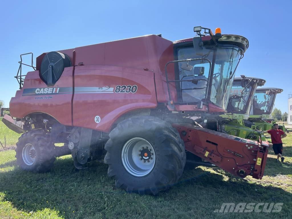 Case IH AF 8230 Skördetröskor