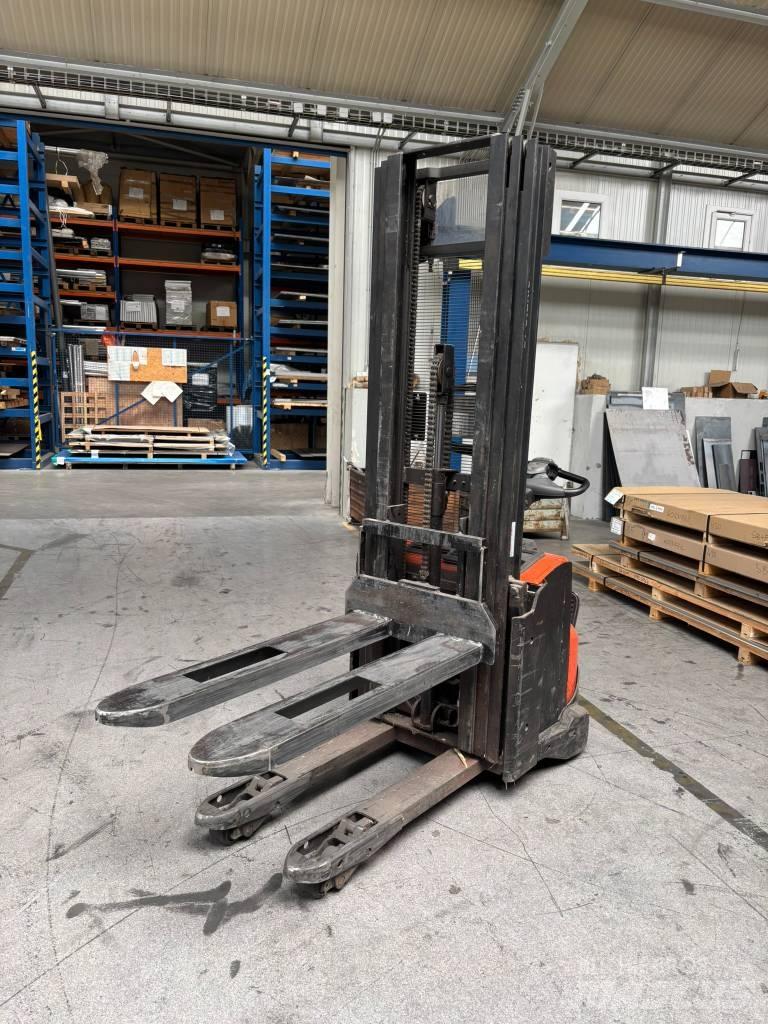 Toyota SWE140L Staplare