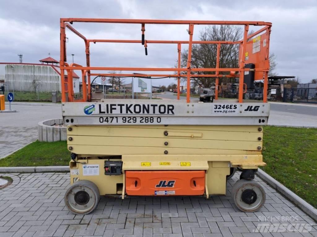 JLG 3246 ES Saxliftar