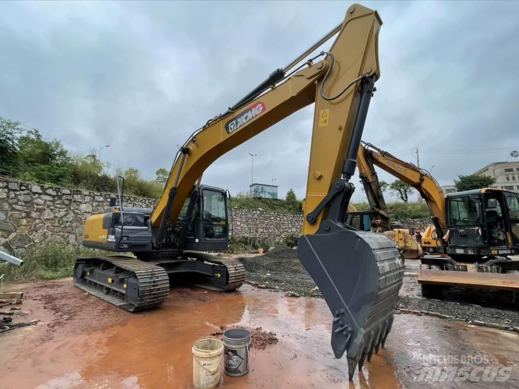 XCMG XE 200 DA Bandgrävare