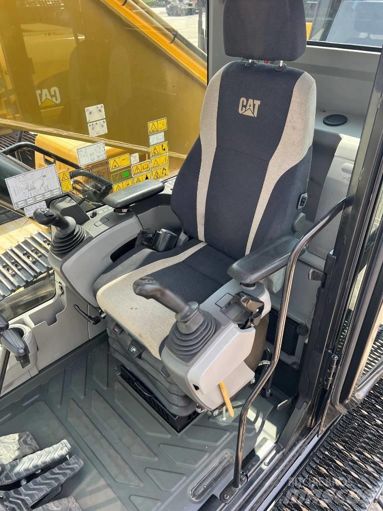 CAT MH336F Avfalls / industri hantering