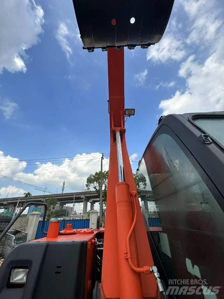 Hitachi ZX 70 Bandgrävare