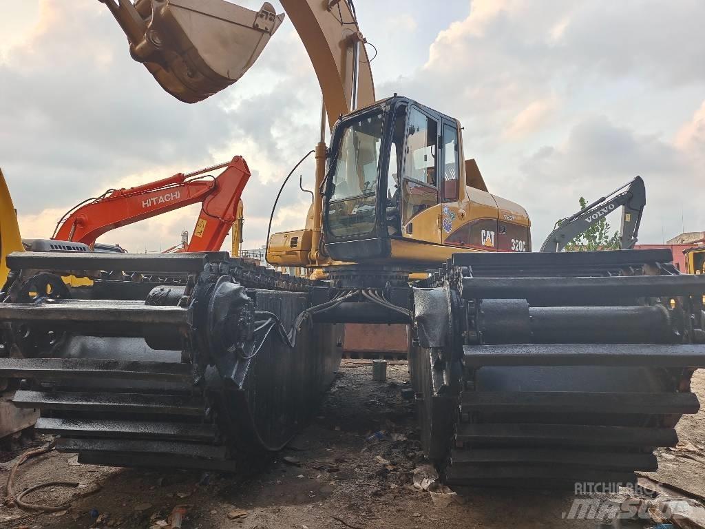 CAT 320 C Bandgrävare