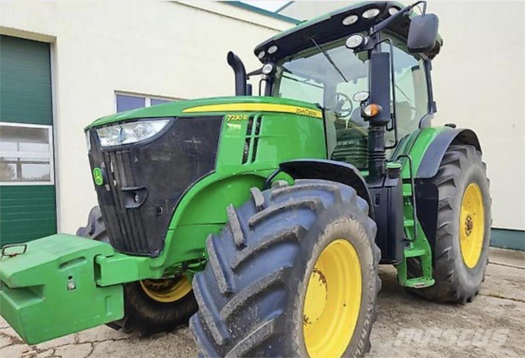 John Deere 7230 R Traktorer