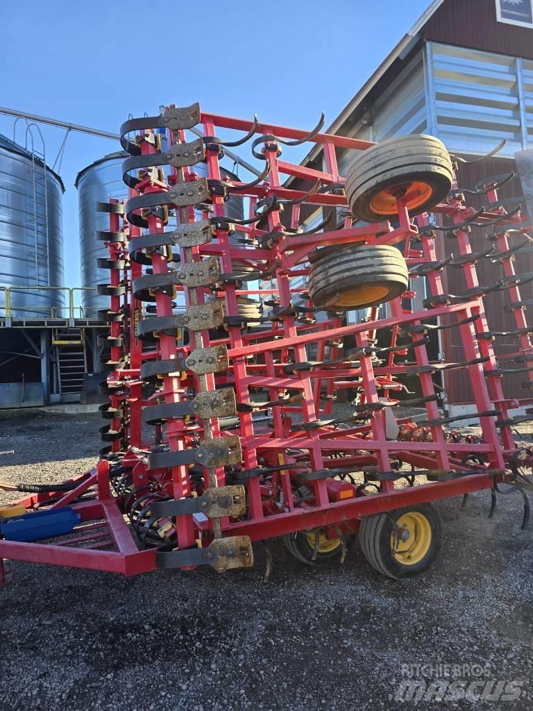 Väderstad NZA800 Harvar