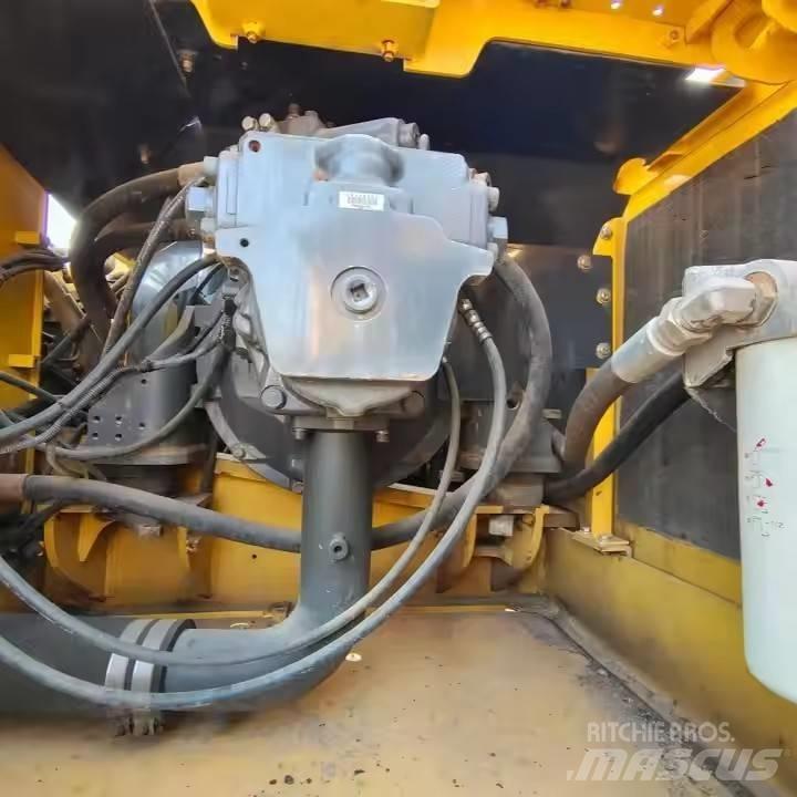 Komatsu PC360 Bandgrävare
